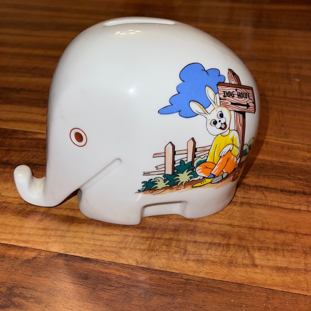 ELEPHANT bank